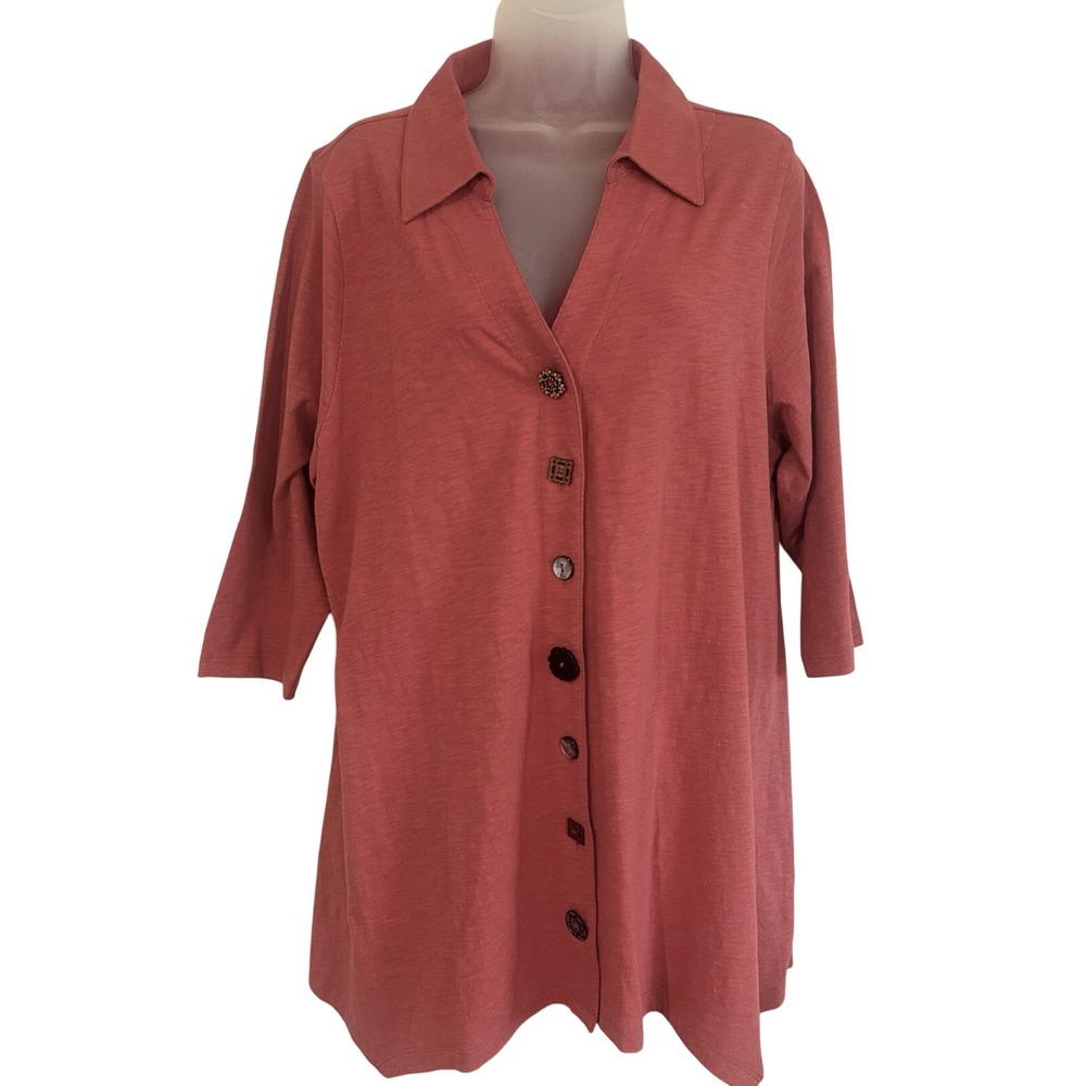 Soft Surroundings Tunic Top Sz 1X Artsy Buttons Lagenlook Asymmetric Hem Coral